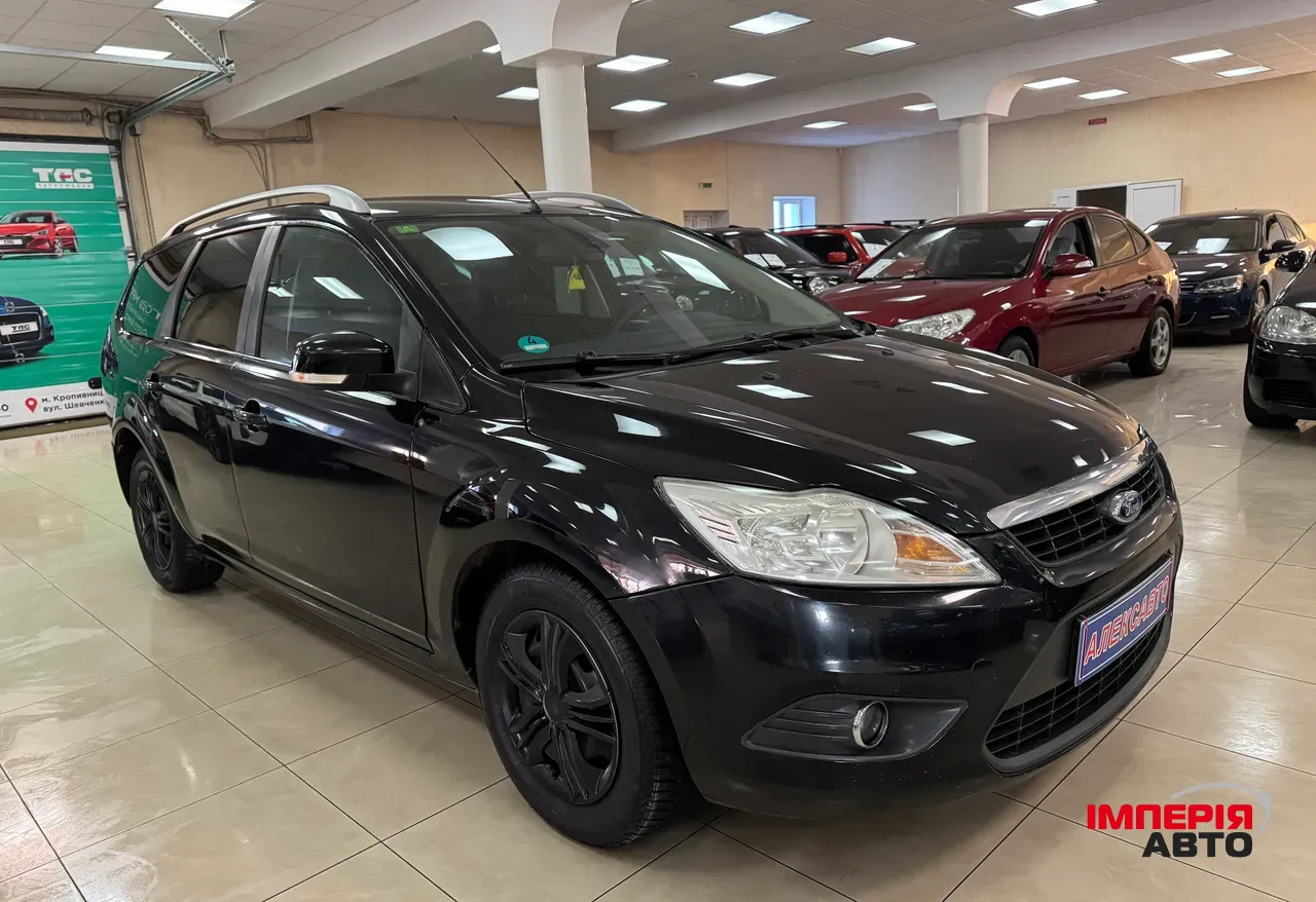 Ford Focus - фото 1