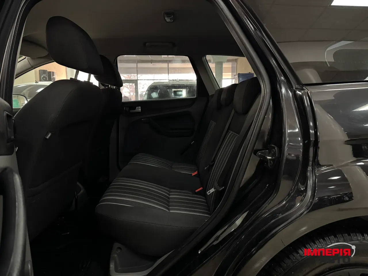 Ford Focus - фото 7