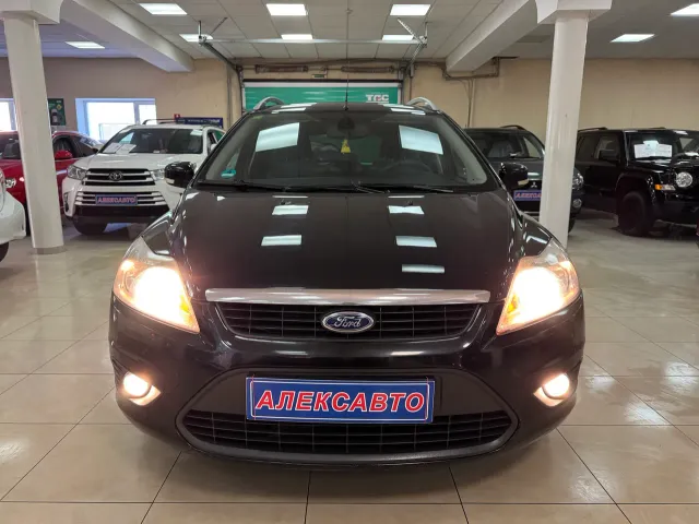 Ford Focus - фото 2