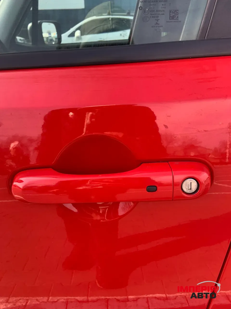 Jeep Renegade - фото 12