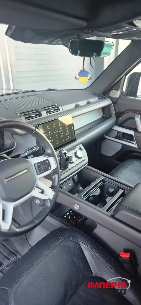Land Rover Defender - фото 13