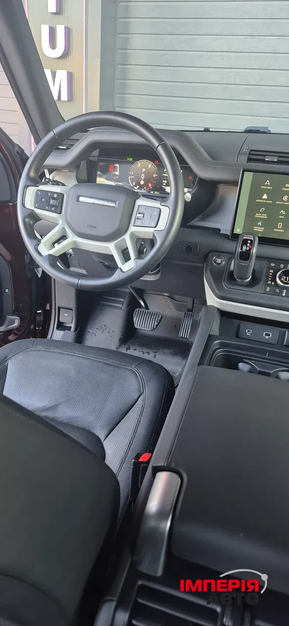 Land Rover Defender - фото 15