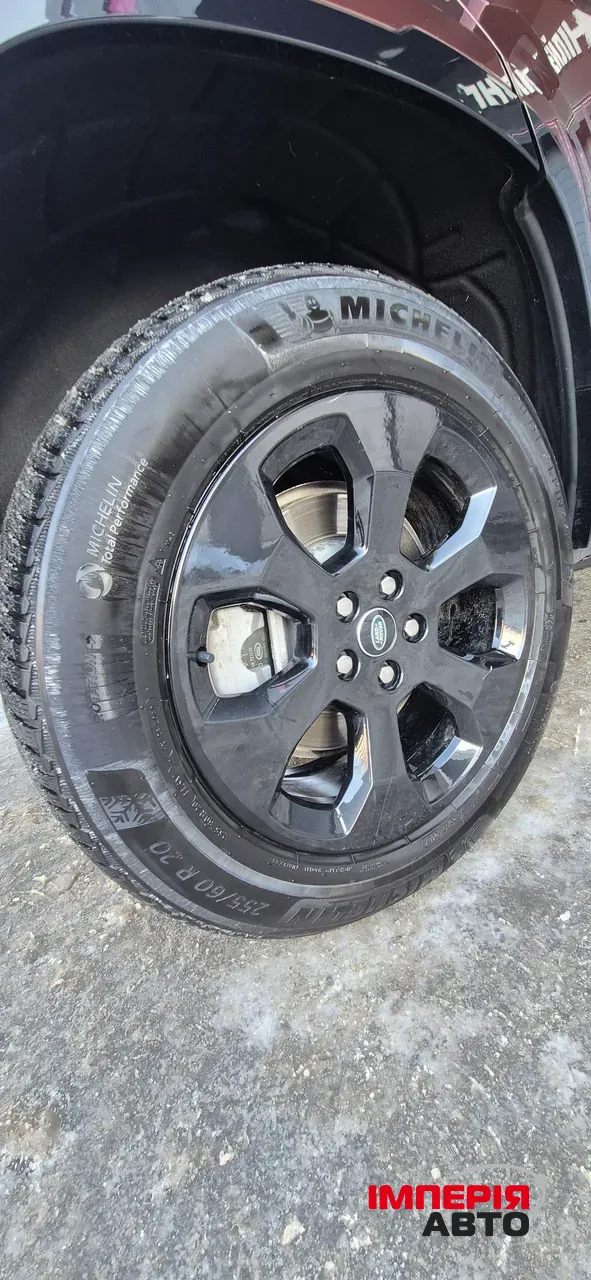 Land Rover Defender - фото 11