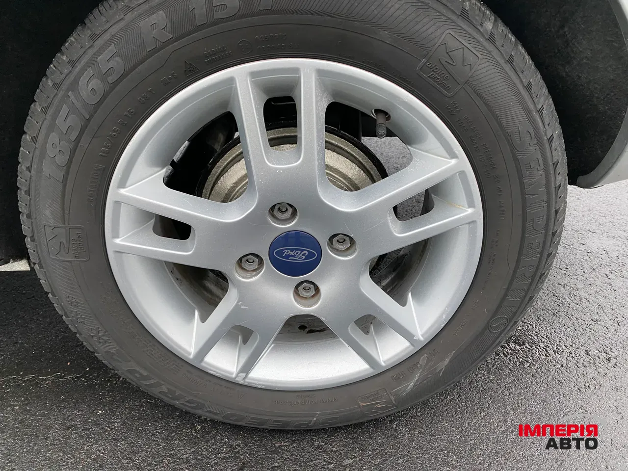 Ford Fusion - фото 28