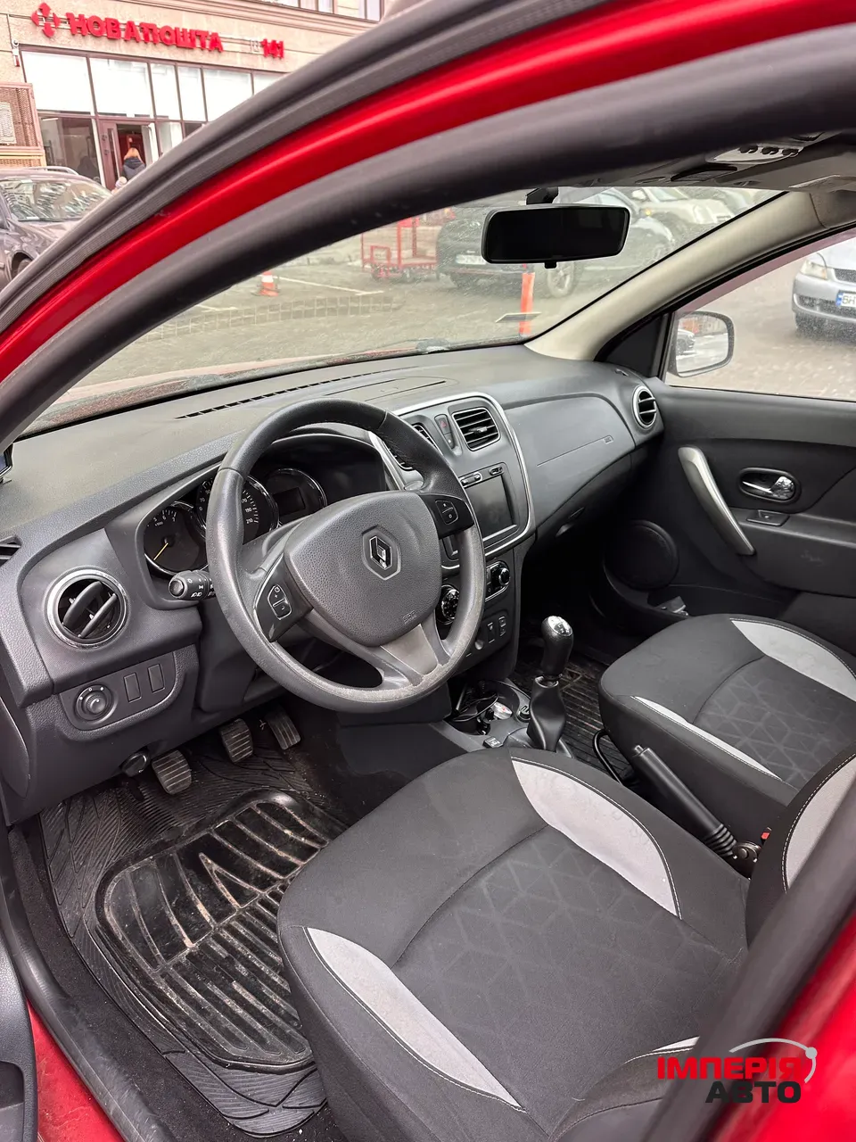 Renault Sandero - фото 9