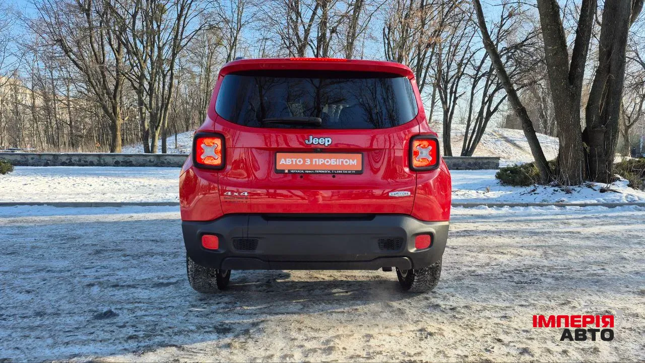 Jeep Renegade - фото 7