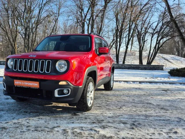 Jeep Renegade - фото 1