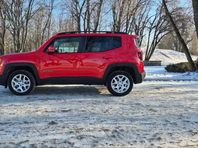 Jeep Renegade - фото 5