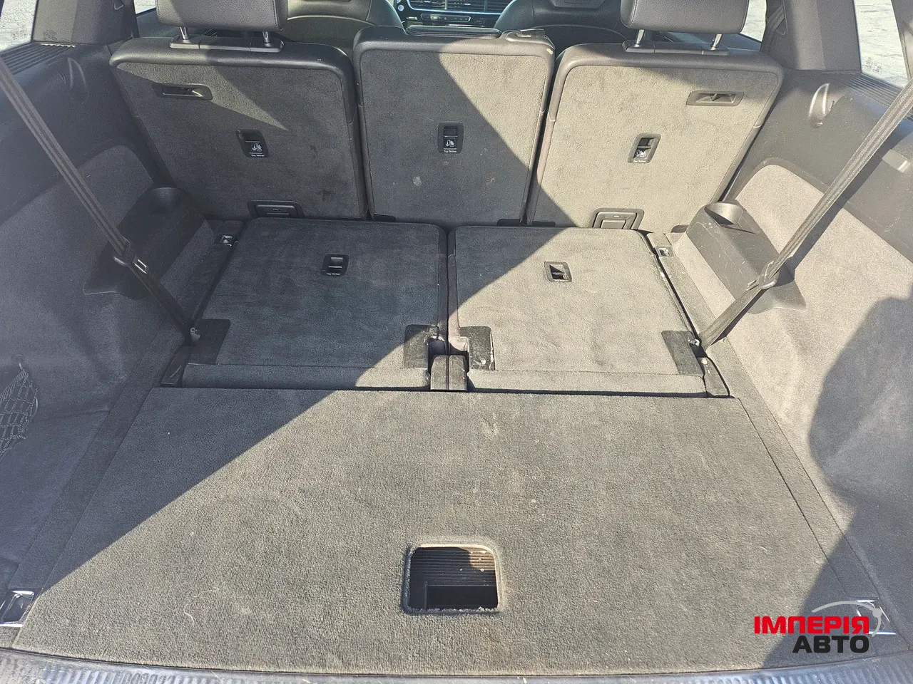 Audi Q7 - фото 9