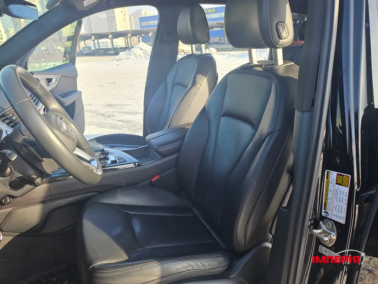 Audi Q7 - фото 18