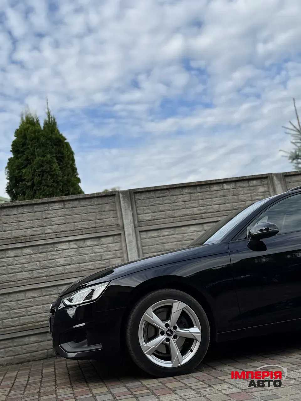 Audi A4 - фото 3