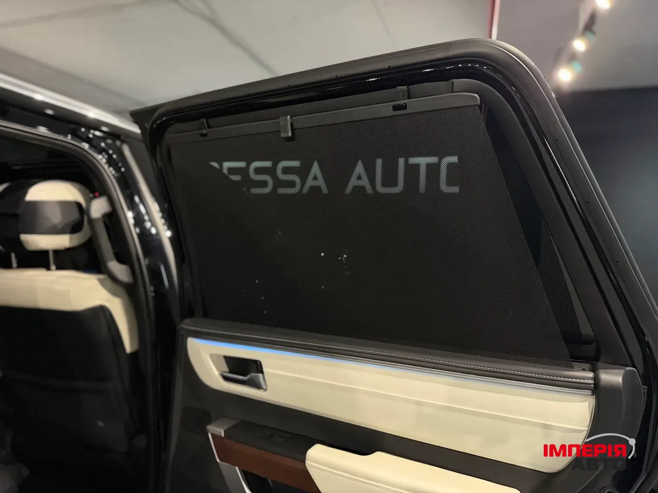 Toyota Sequoia - фото 26