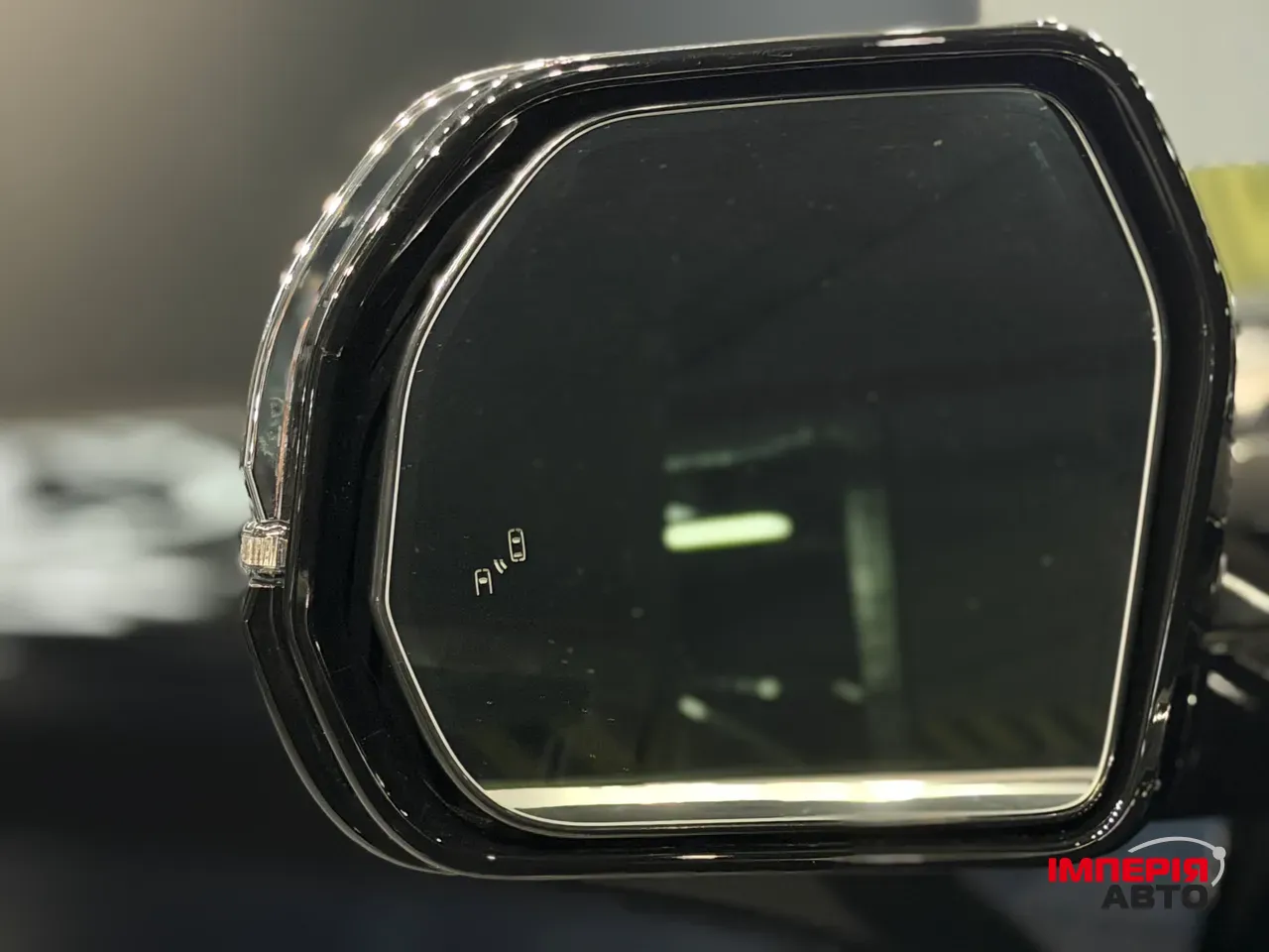 Toyota Sequoia - фото 27