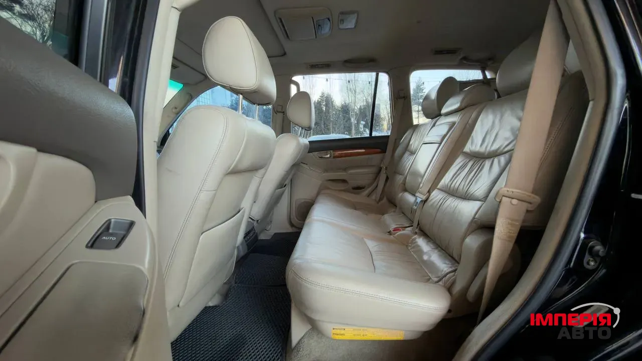 Lexus GX - фото 7