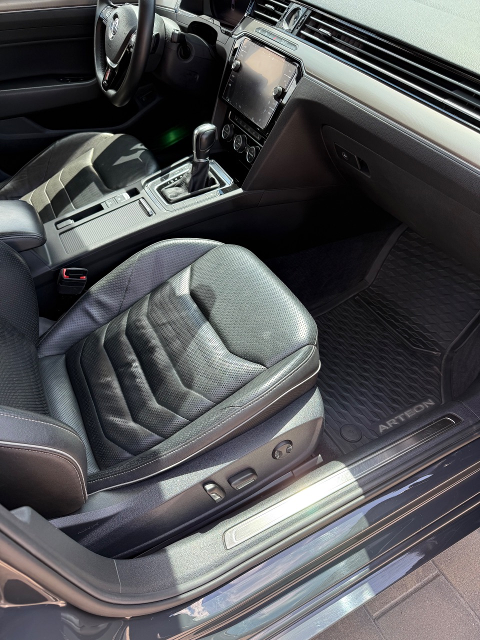 Volkswagen Arteon - фото 23