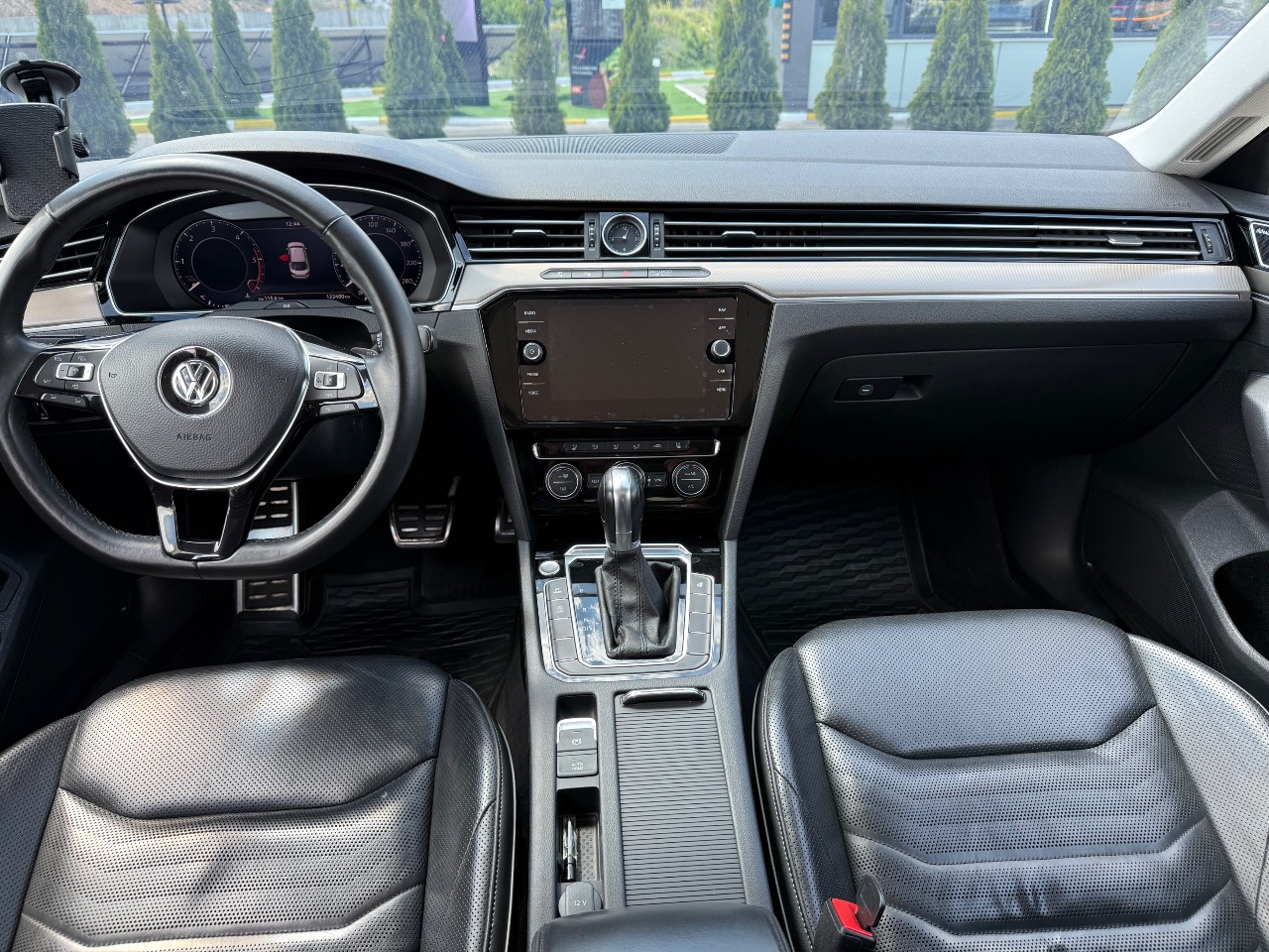 Volkswagen Arteon - фото 19