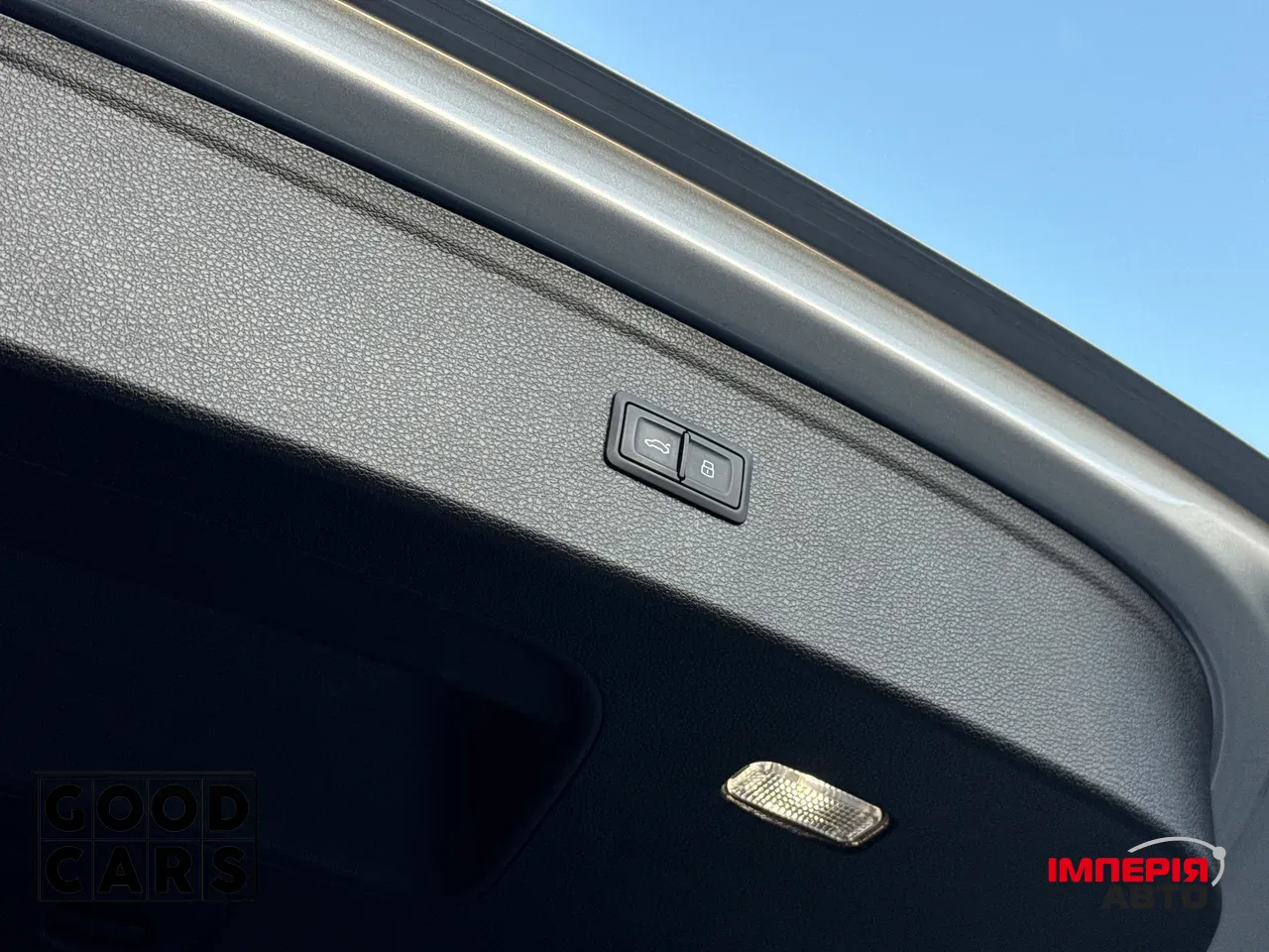 Audi Q5 - фото 16