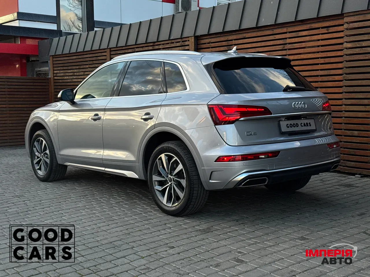 Audi Q5 - фото 5