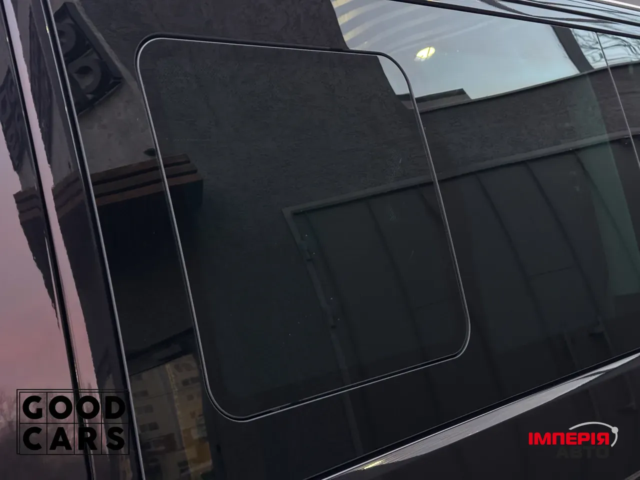 Volkswagen Multivan - фото 18