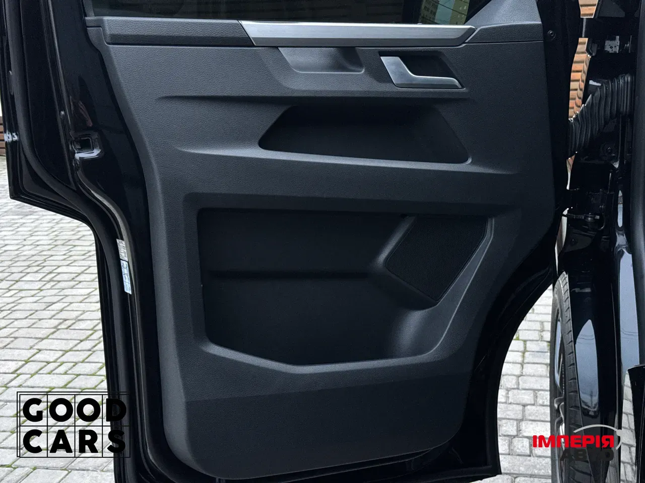 Volkswagen Multivan - фото 22