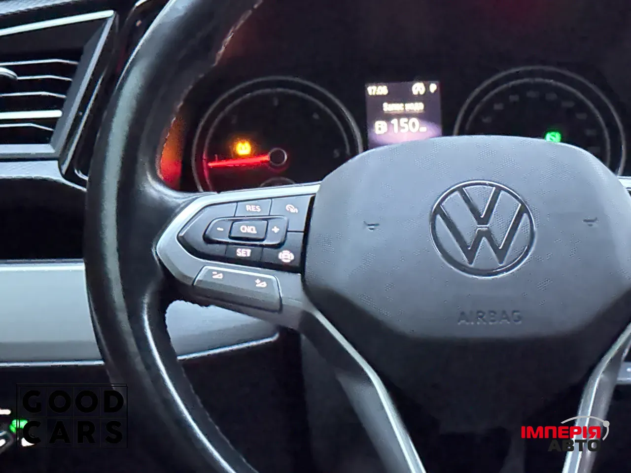 Volkswagen Multivan - фото 34