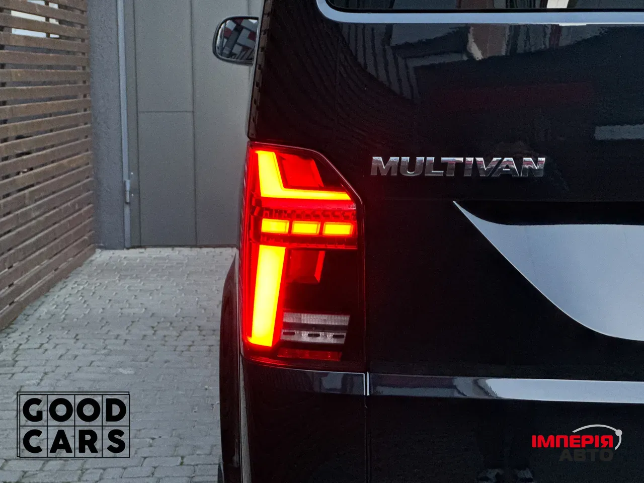 Volkswagen Multivan - фото 11