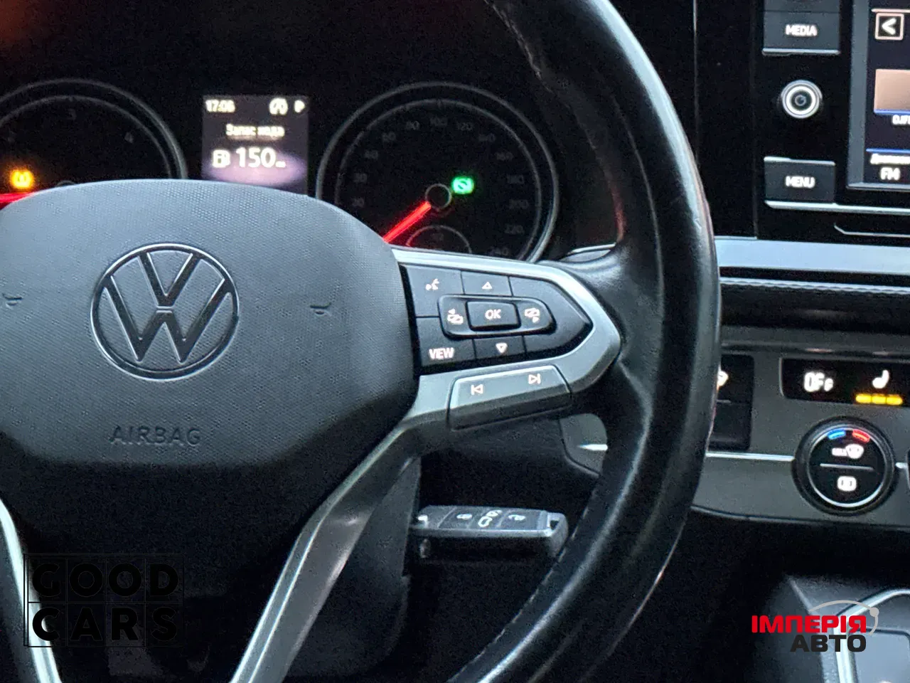 Volkswagen Multivan - фото 35