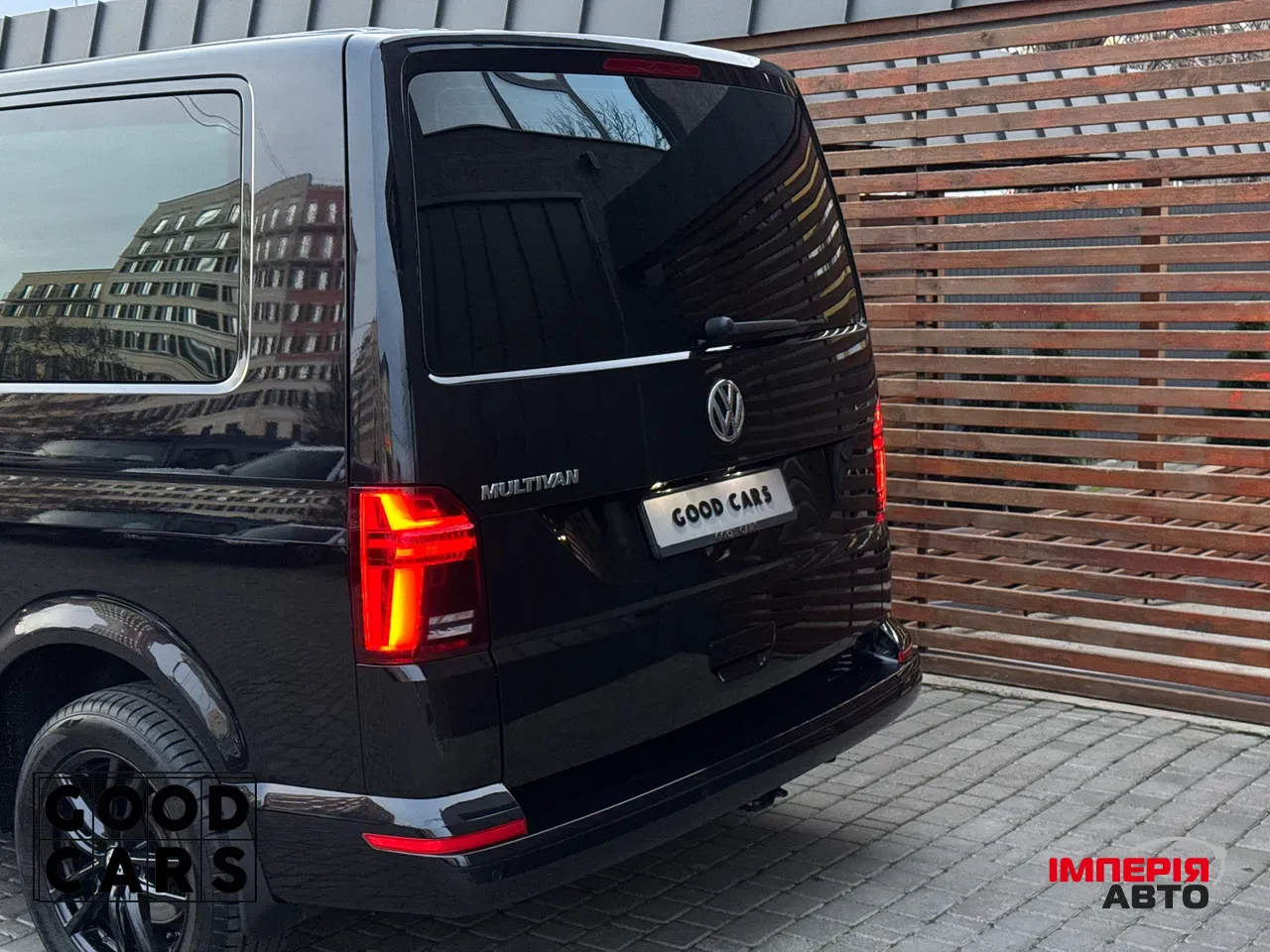 Volkswagen Multivan - фото 19