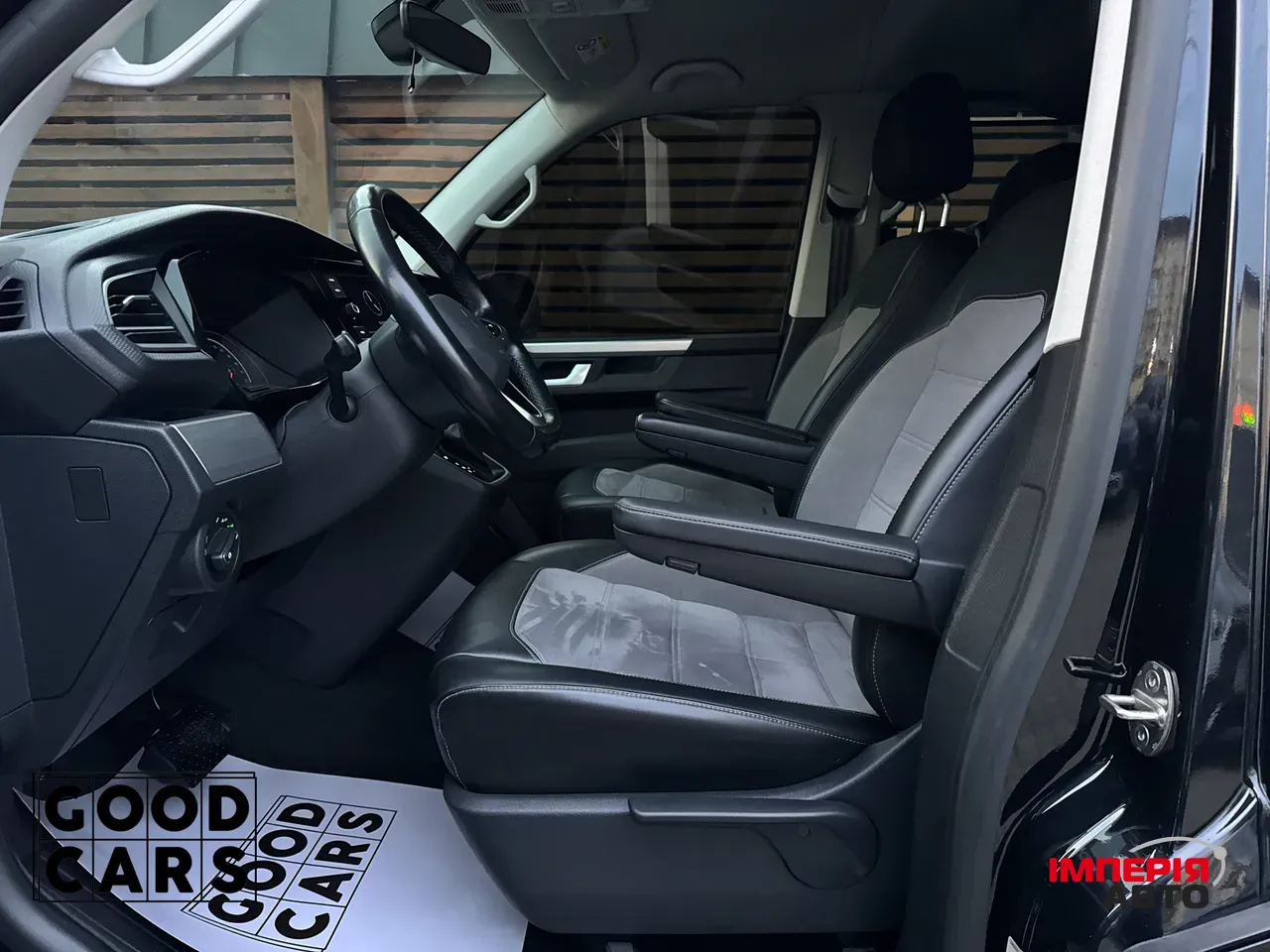 Volkswagen Multivan - фото 25