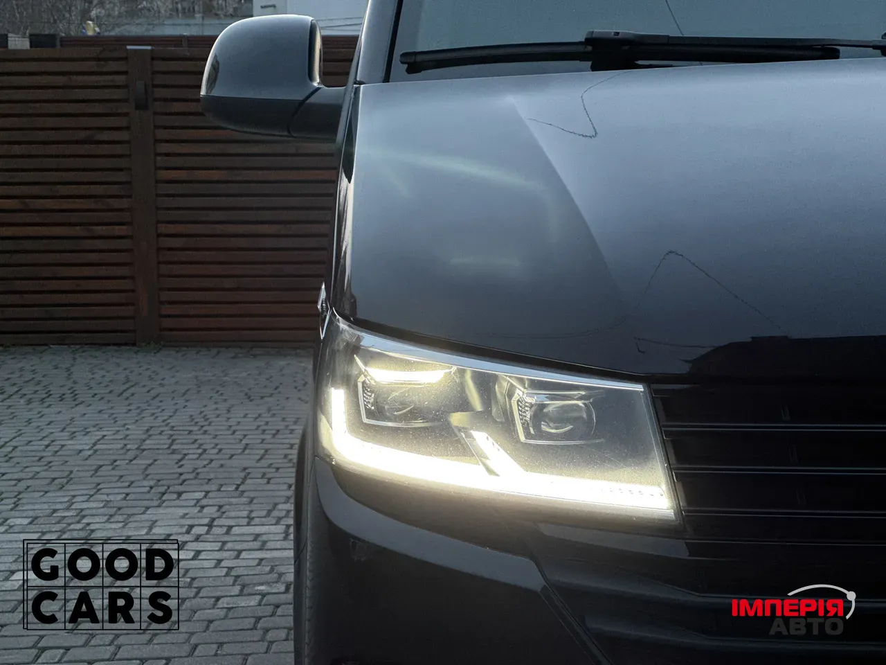 Volkswagen Multivan - фото 10