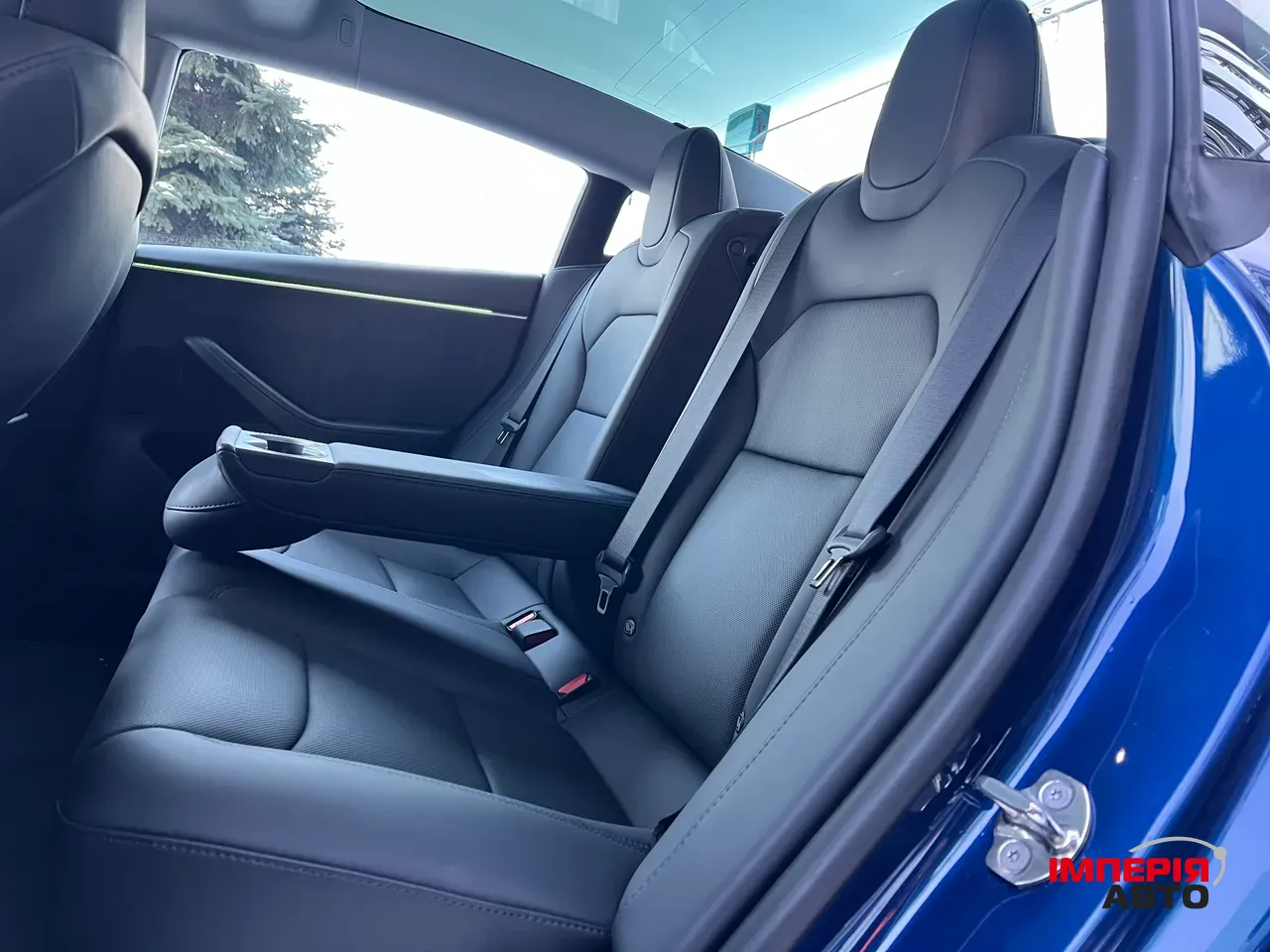 Tesla Model 3 - фото 16