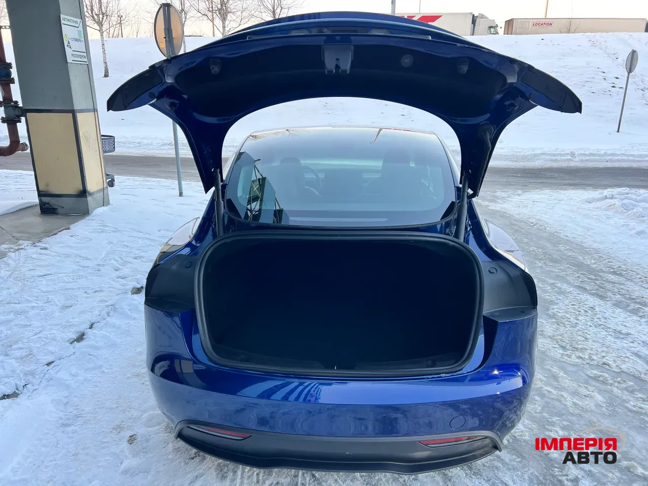Tesla Model 3 - фото 17