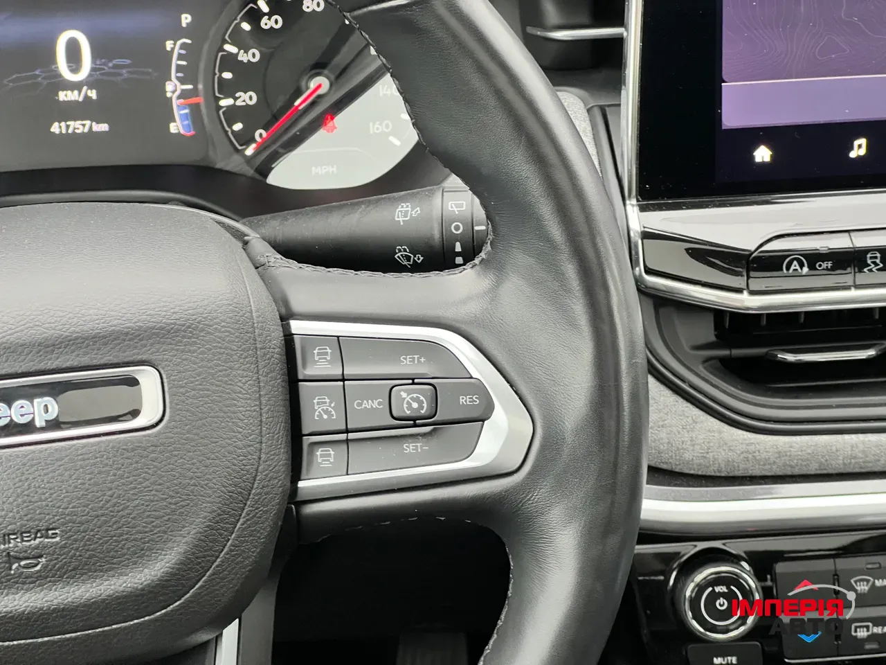 Jeep Compass - фото 24