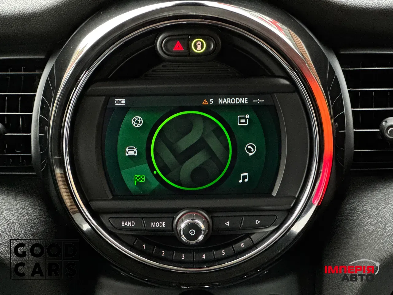 Mini Hatch - фото 37