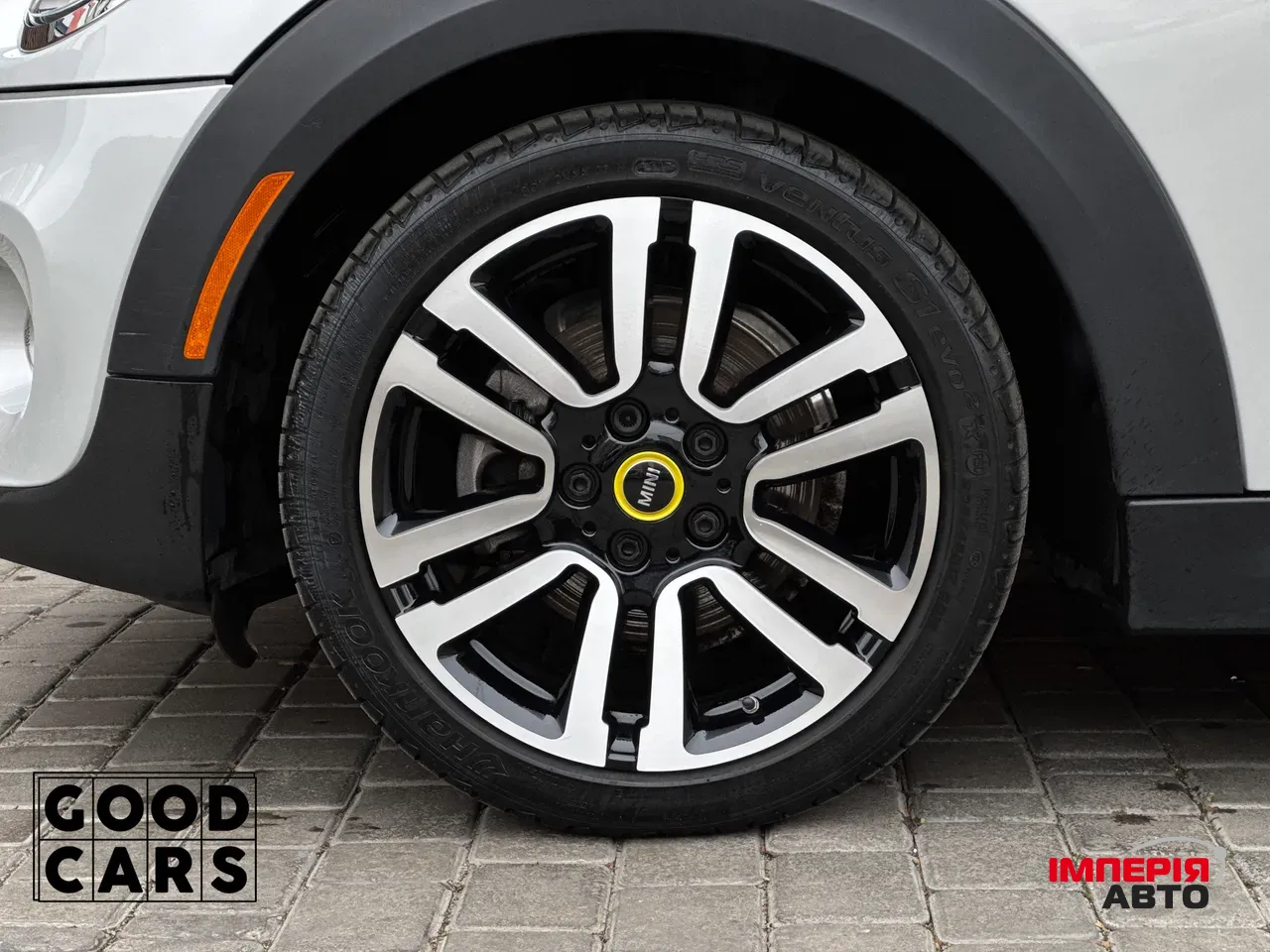 Mini Hatch - фото 13