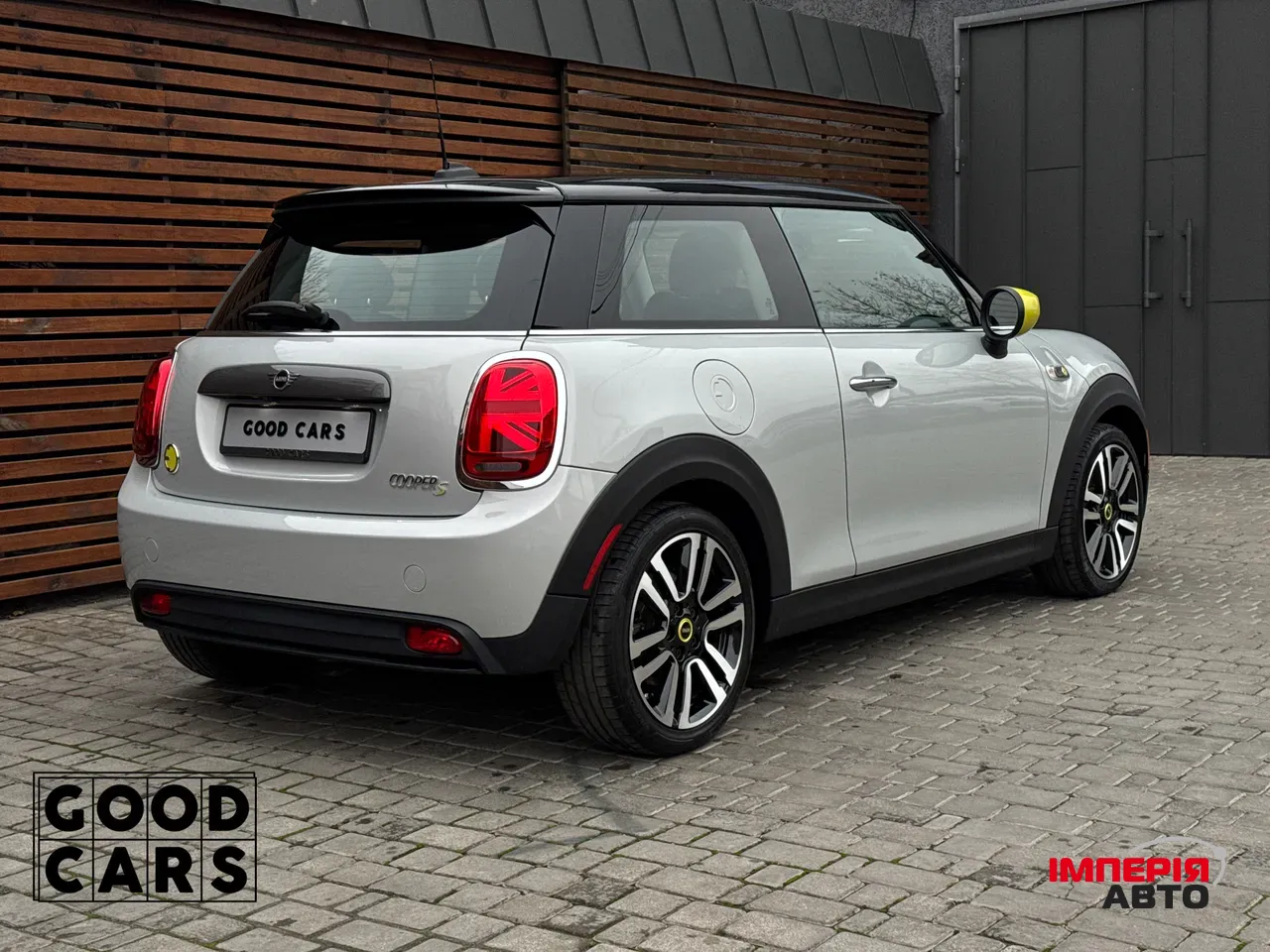 Mini Hatch - фото 7