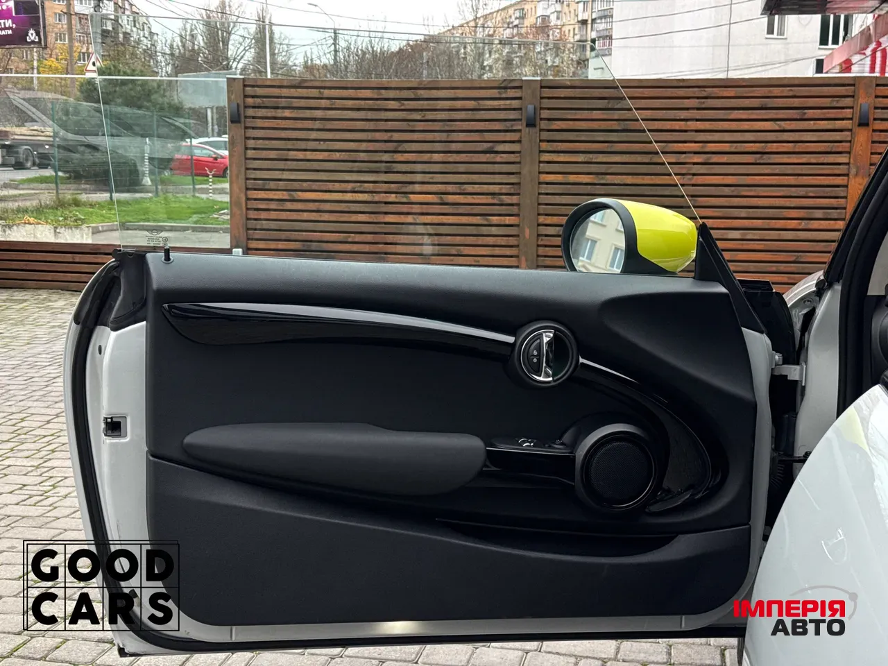 Mini Hatch - фото 21