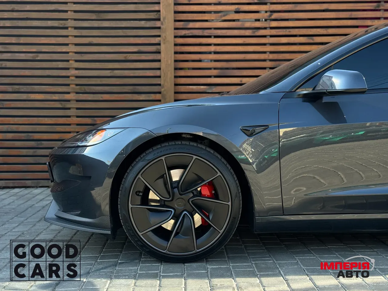 Tesla Model 3 - фото 10