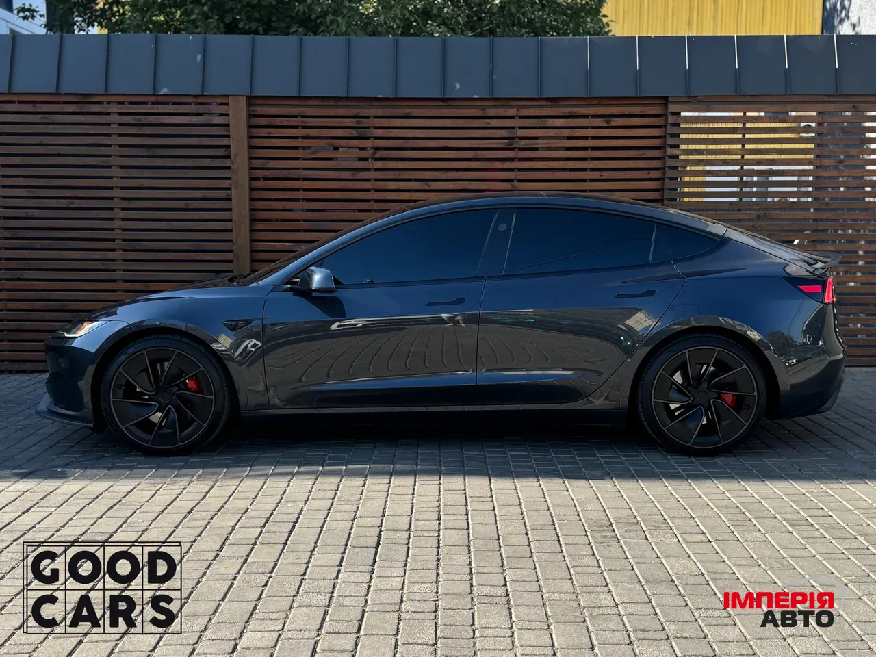 Tesla Model 3 - фото 4