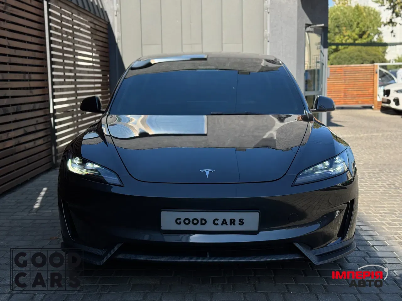 Tesla Model 3 - фото 2