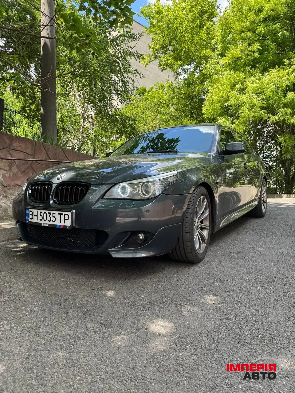 BMW 5 серії - фото 1