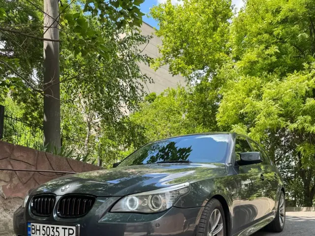 BMW 5 серії - фото 1