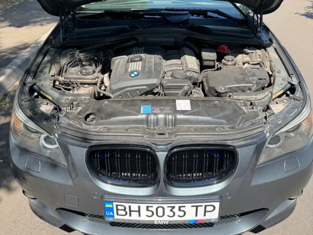 BMW 5 серії - фото 2