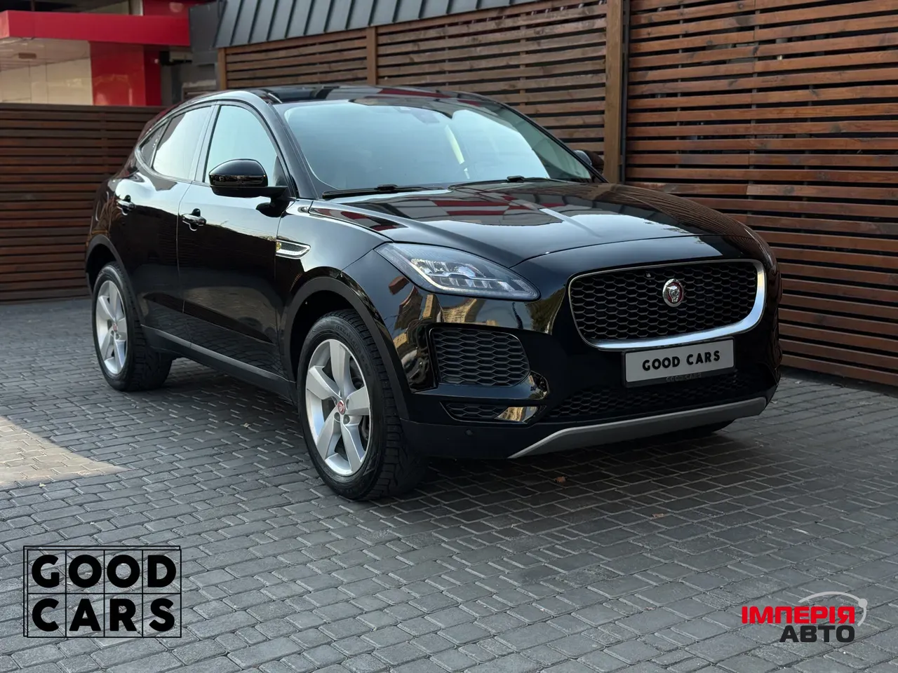 Jaguar E-Pace - фото 10