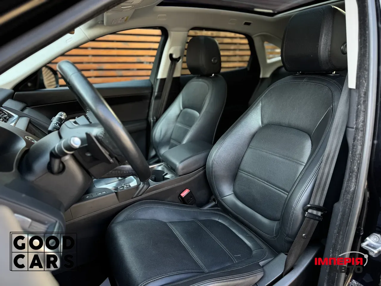 Jaguar E-Pace - фото 20