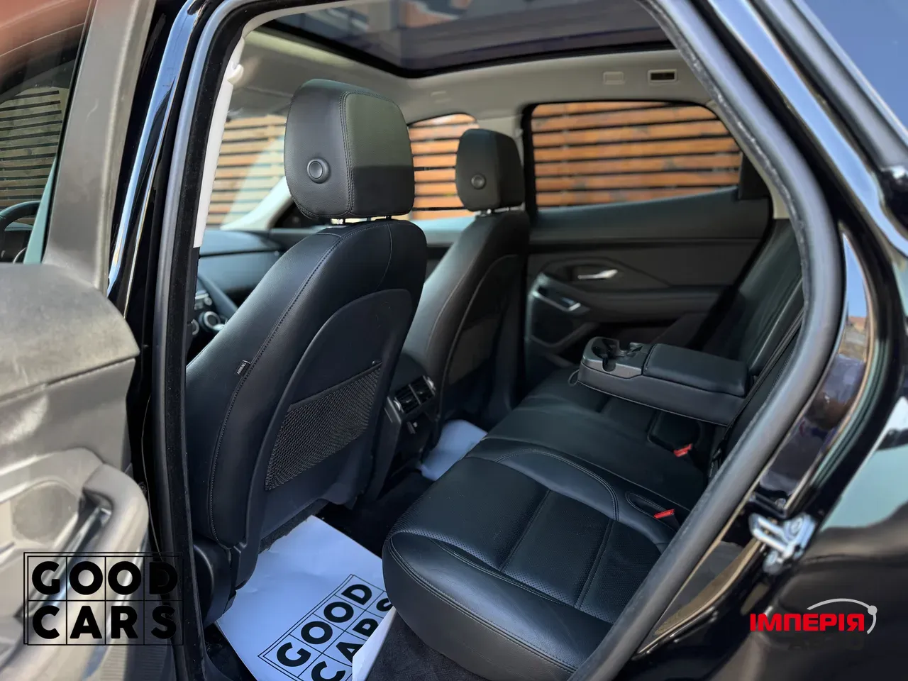 Jaguar E-Pace - фото 24