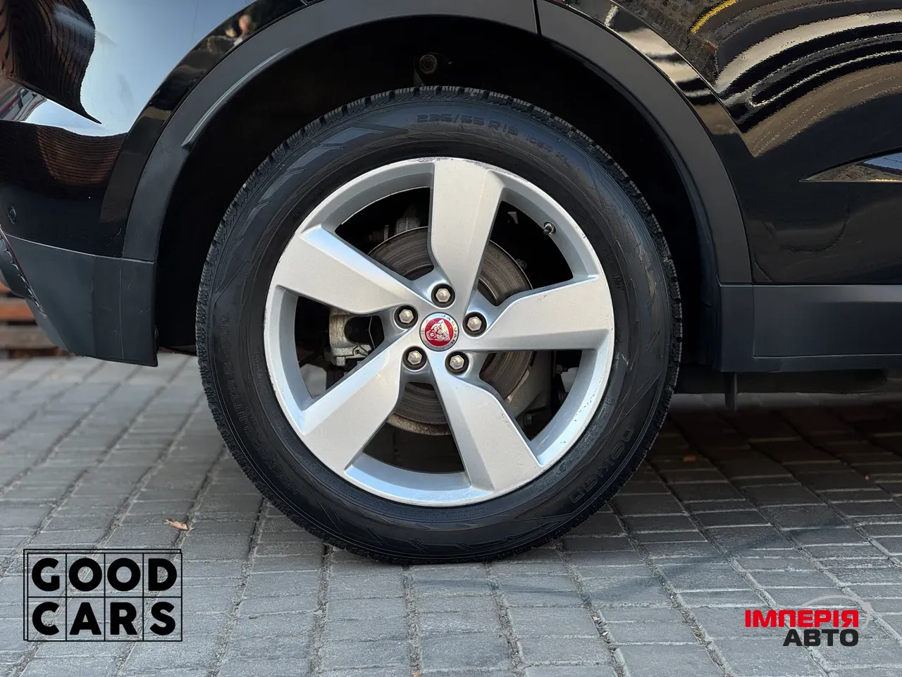 Jaguar E-Pace - фото 14