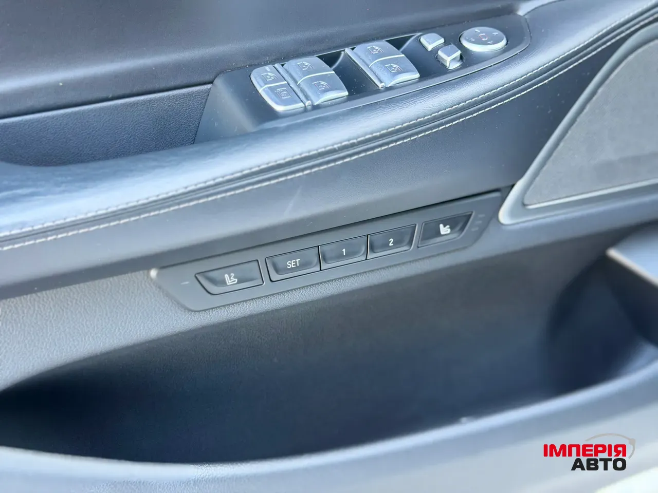 BMW 7 серії - фото 11