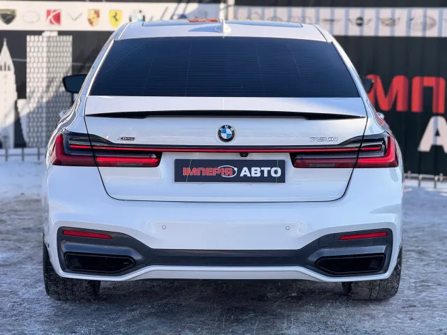 BMW 7 серії - фото 5