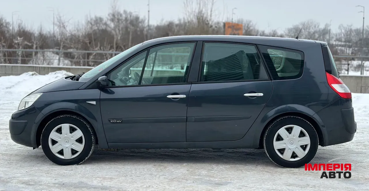 Renault Scenic - фото 4